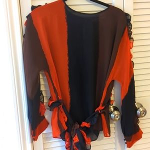 Ilove binetti blouse. Sz 4. Orange, Blue and brown.